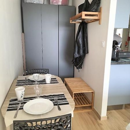 Studio A 200 Metres De La Plage Canet-en-Roussillon Εξωτερικό φωτογραφία